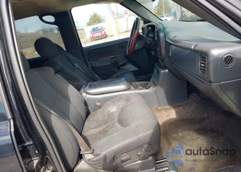 2002 Chevrolet Avalanche 1500 z USA, uszkodzony, nr VIN 3GNEC13T22G139836